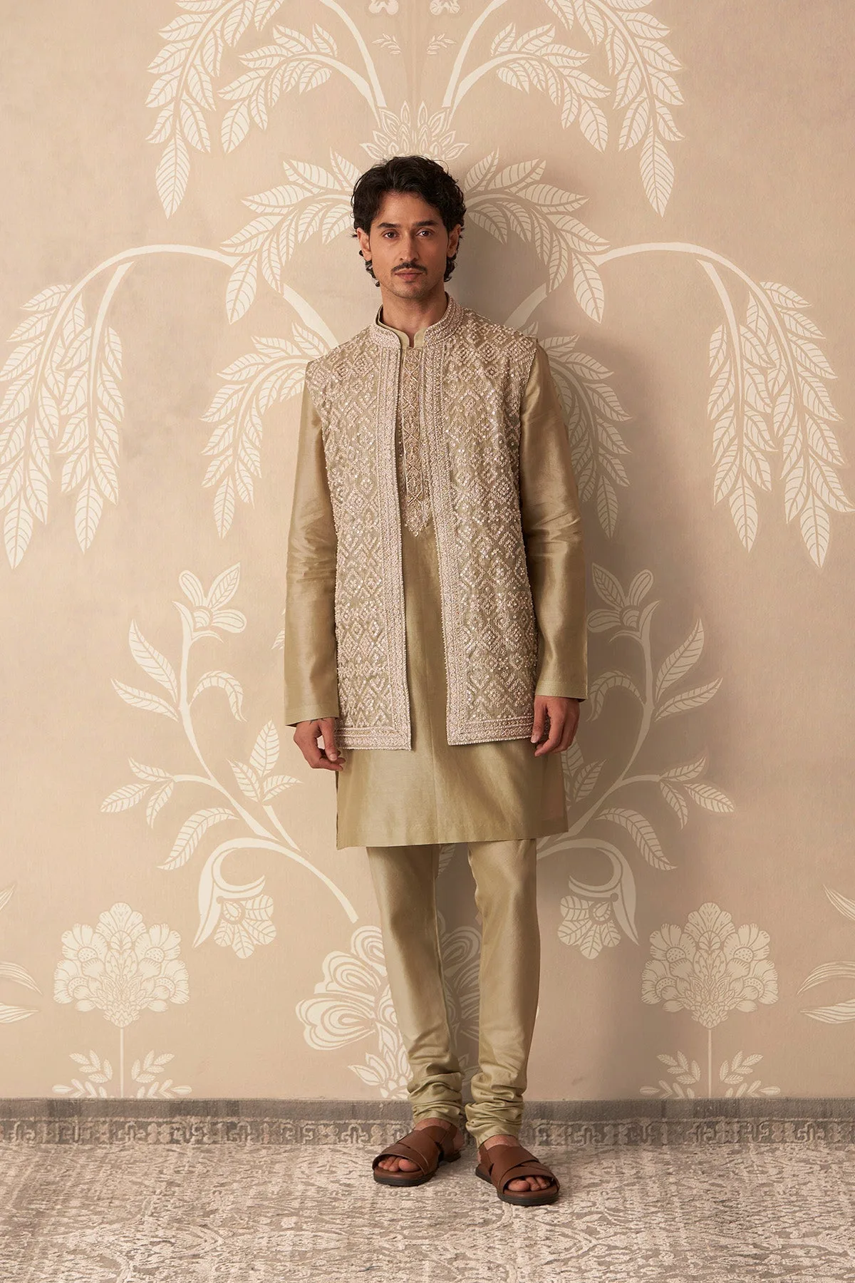 Riyasat Kurta Bandi Set by Ridhi Mehra