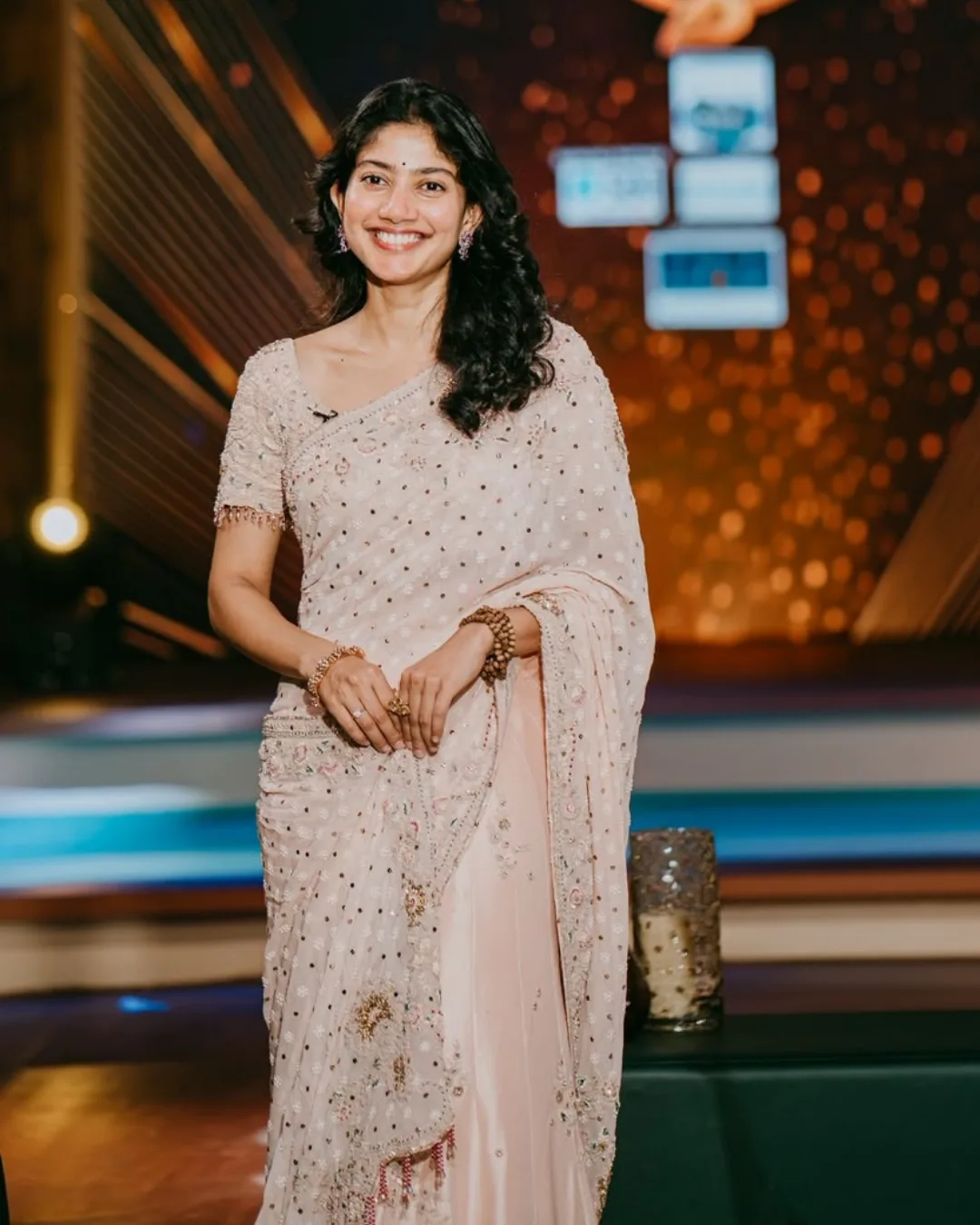 Sai Pallavi in Vaidehi Lehenga Saree by Dolly J in ivory, view 2
