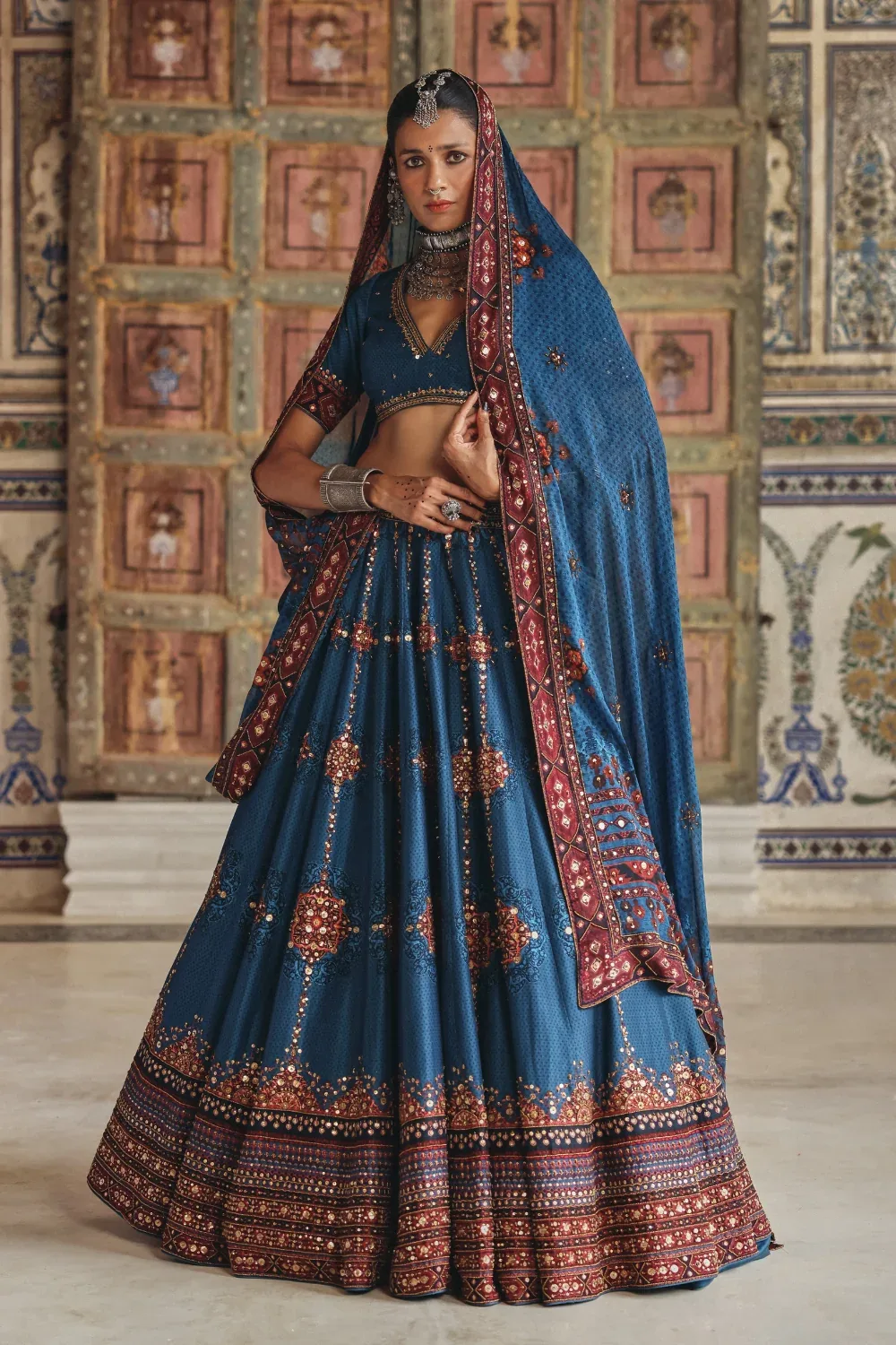 Alpana Ghagra Set by Jigar Mali