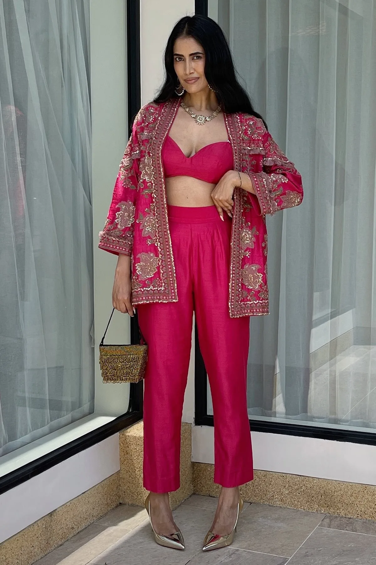 Alisha Pekha in Ozella by Ridhi Mehra