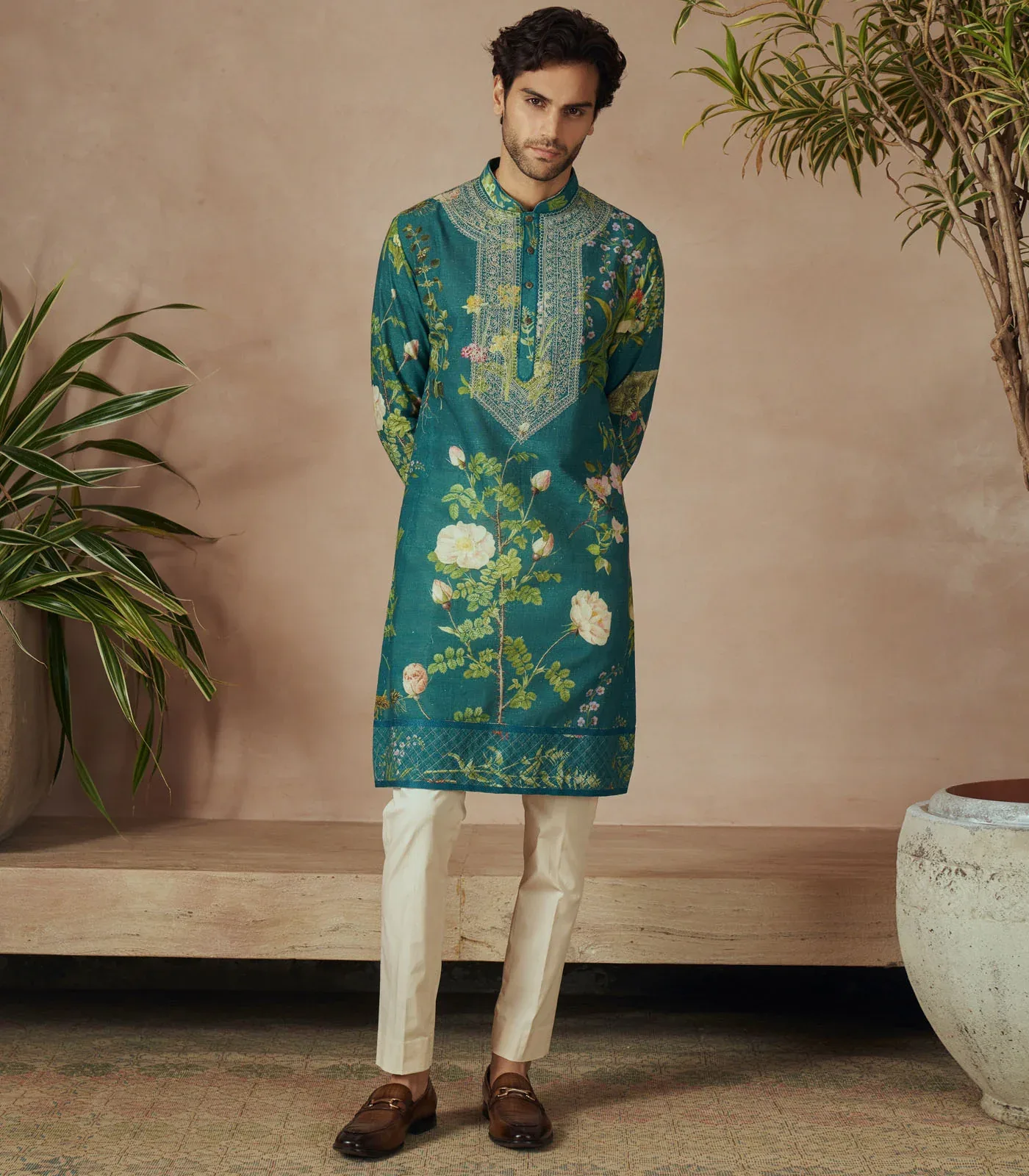 Emerald Green Kurta Set by Anushree Reddy