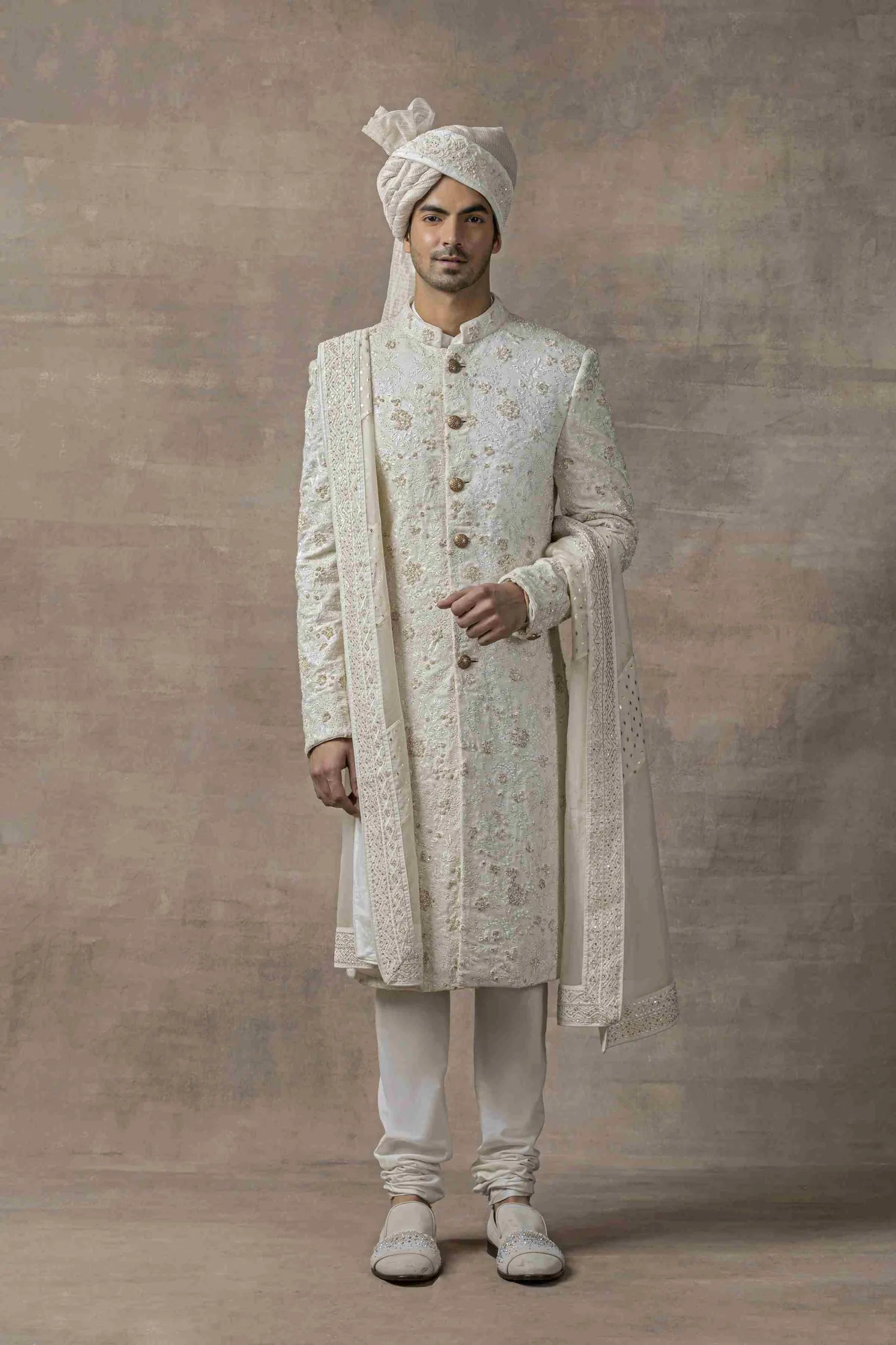 Ivory Sherwani Highlighted With Velvet Cut by Sarab Khanijou