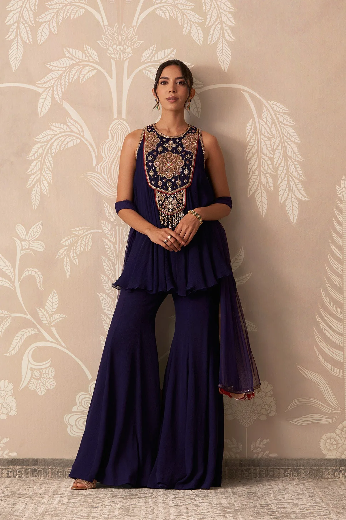 Mannat Kurti Sharara Set by Ridhi Mehra
