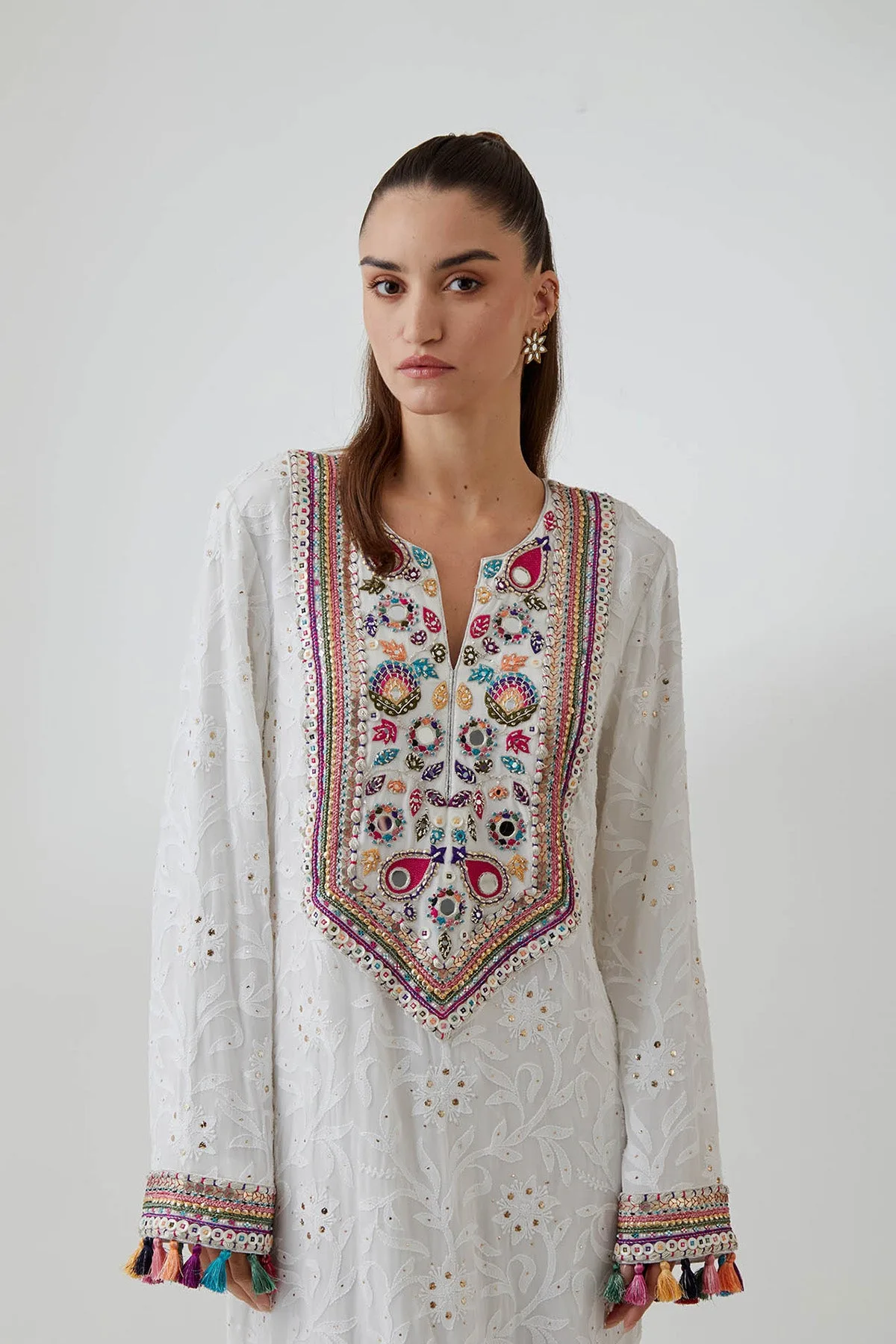 Off-White Chikankari Georgette Embroidered Kaftan by Payal Singhal in off white, view 4