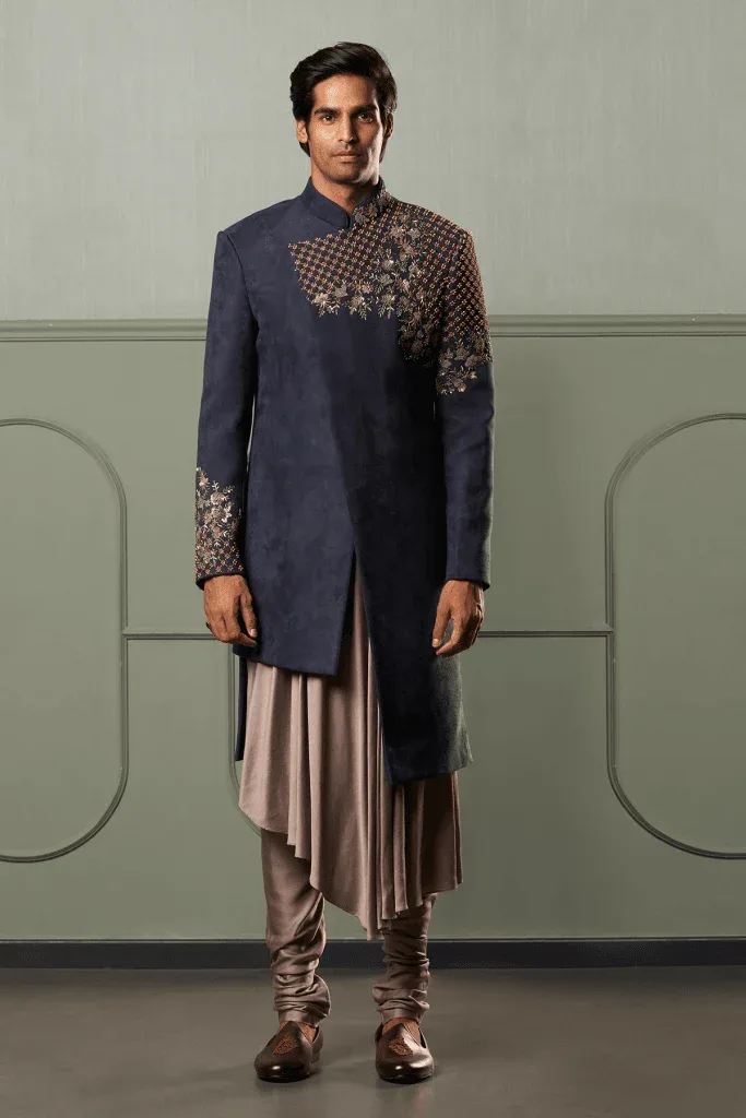 Babur by Qbik