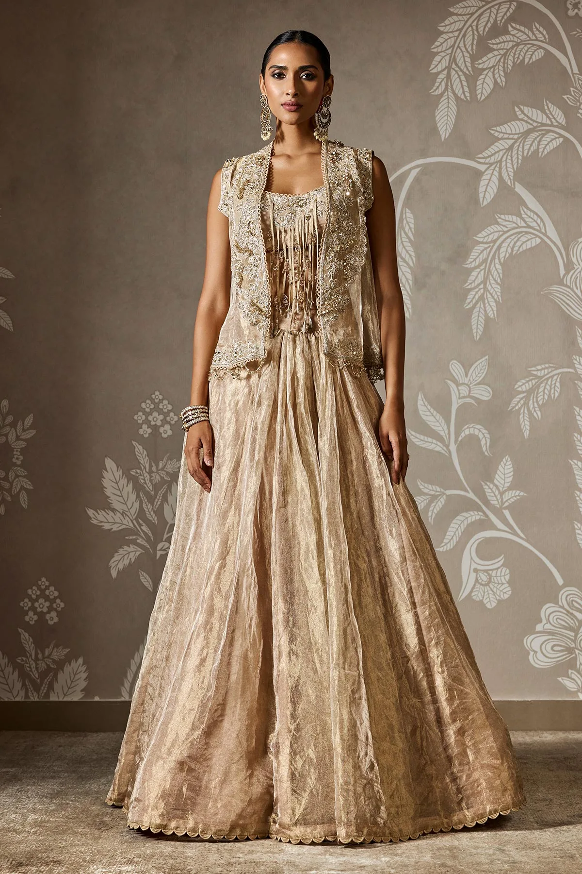 Ruhani Lehenga Set by Ridhi Mehra