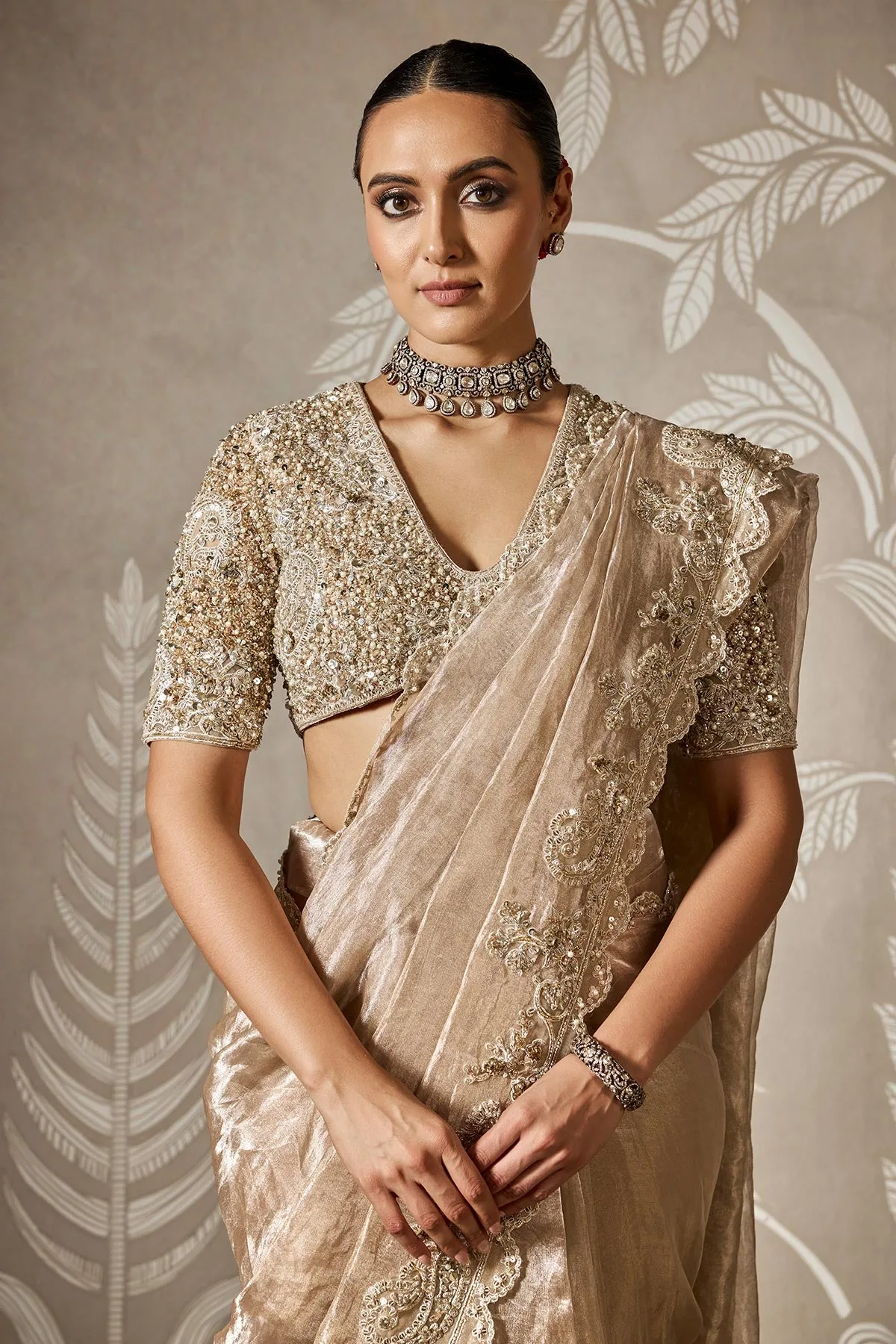 Aabroo Saree Set by Ridhi Mehra, view 4