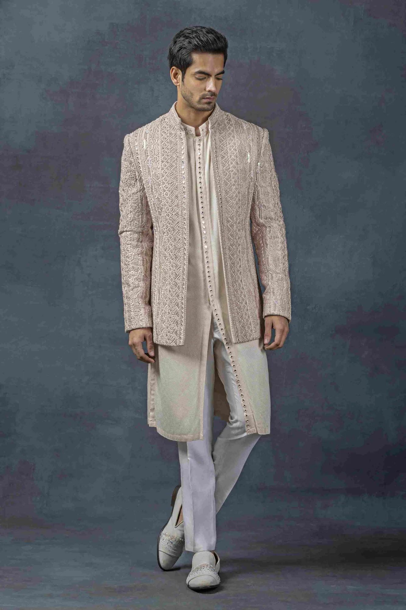 Dusty Rose Open Bandhgala Set by Sarab Khanijou