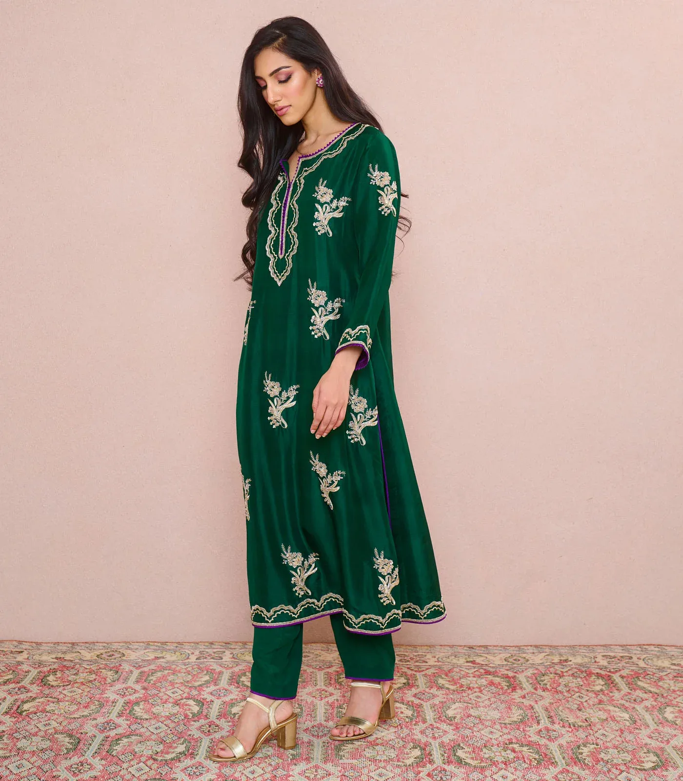 Emerald Green Flower Boota Kurta Set by Anushree Reddy