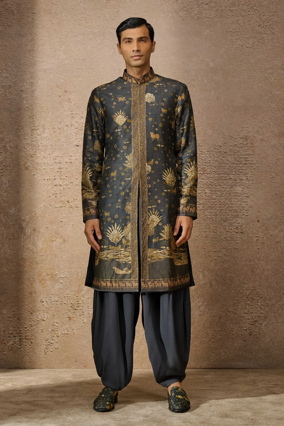 Otherworldly Printed Kurta Set by Tarun Tahiliani