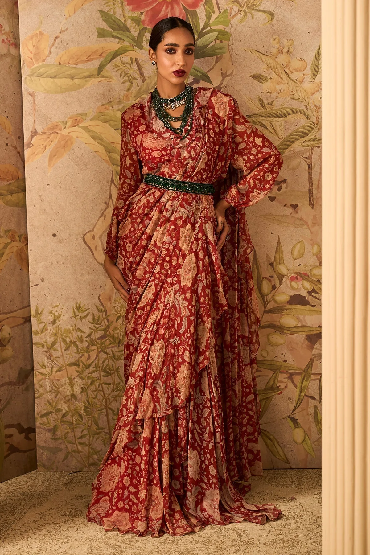 Regal Saree Set by Ridhi Mehra
