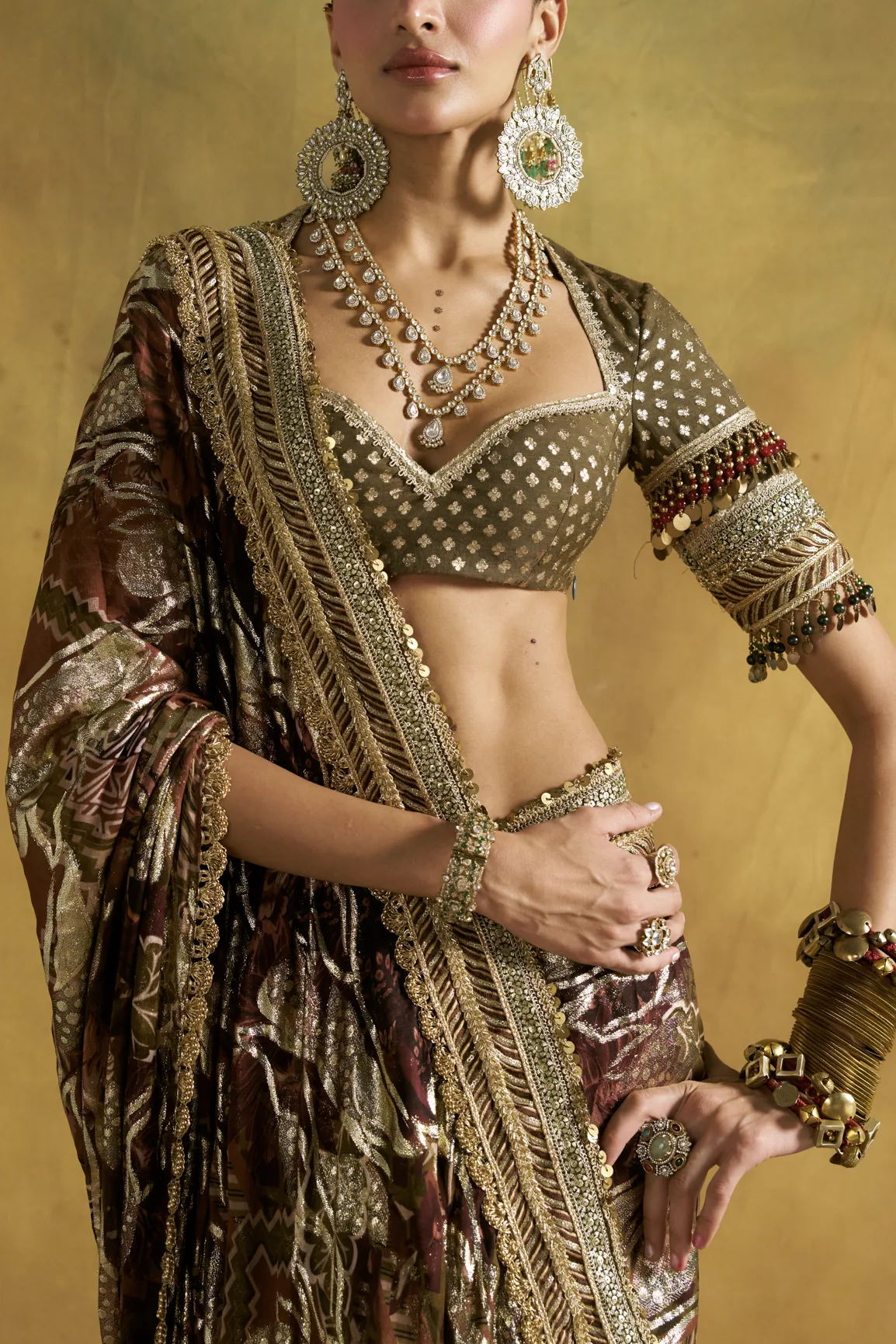 Param Sundari saree by Rishi and Vibhuti, view 2