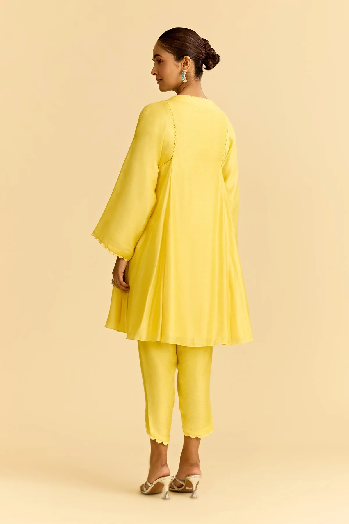 Yellow Silk Short Kurta With Tulip Pants by Ridhi Mehra, view 3