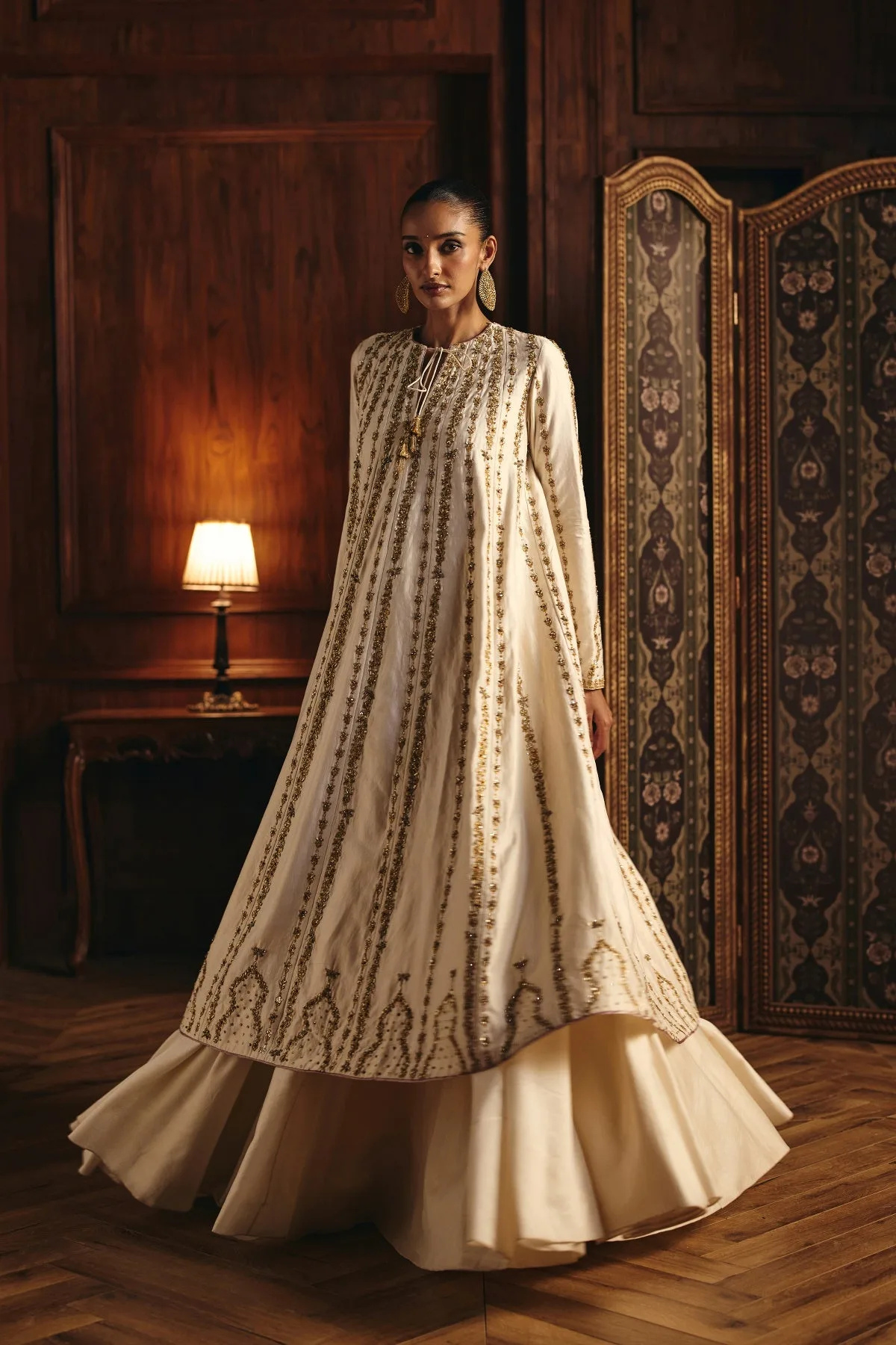 Nazaraa by Mahima Mahajan, ivory skirt set, view 4