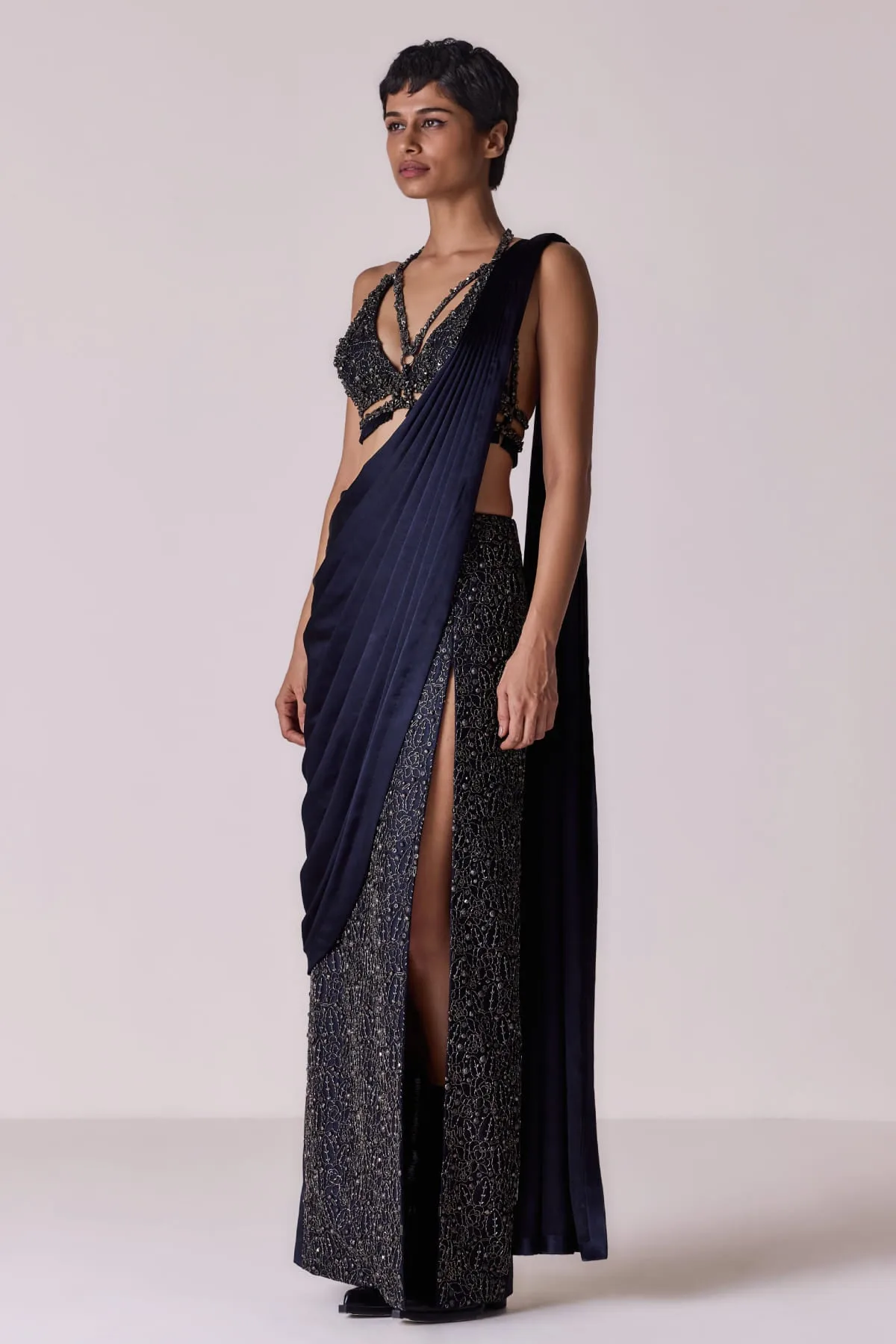 Clap Three/A by Qbik in navy blue, view 2