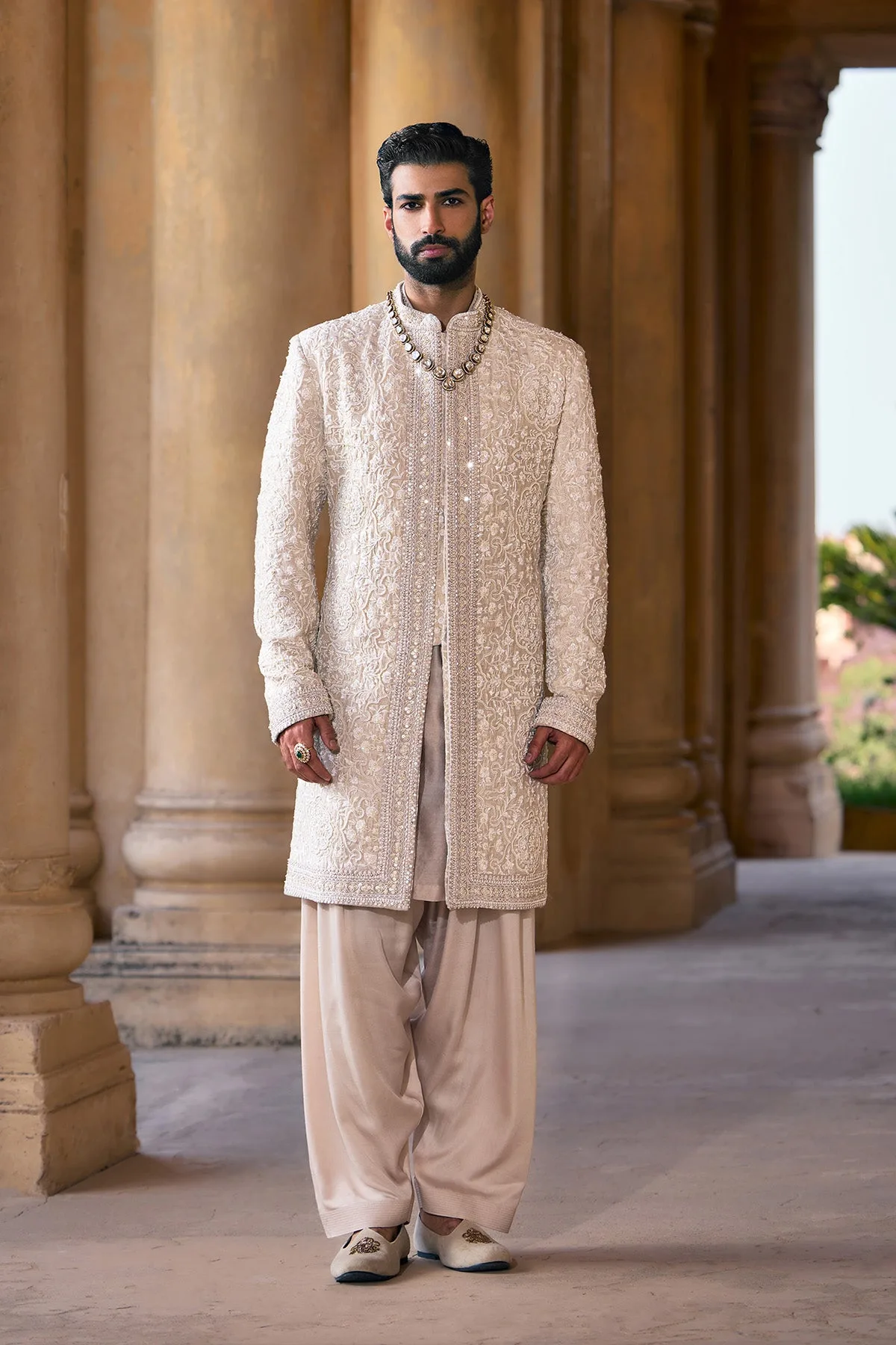 Sarfaraz Sherwani Set by Ridhi Mehra