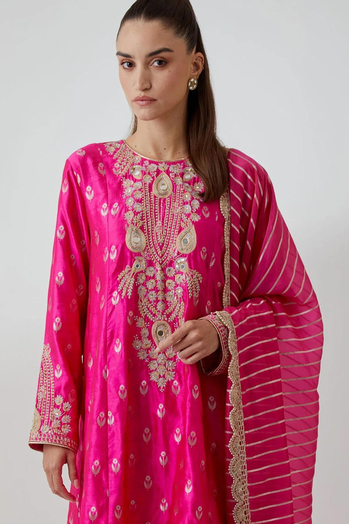 Hot Pink Brocade Silk Embroidered Yoke Kurta And Palazzo With Line Chiffon Dupatta by Payal Singhal, view 4