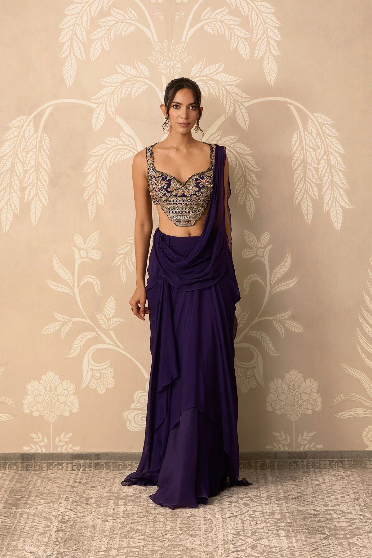 Knot Saree Set by Ridhi Mehra