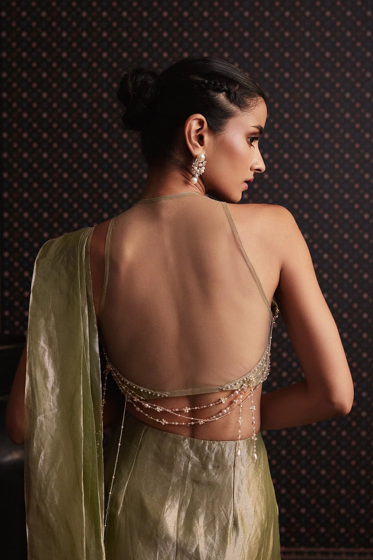 Ode Saree Set by Ridhi Mehra, view 4