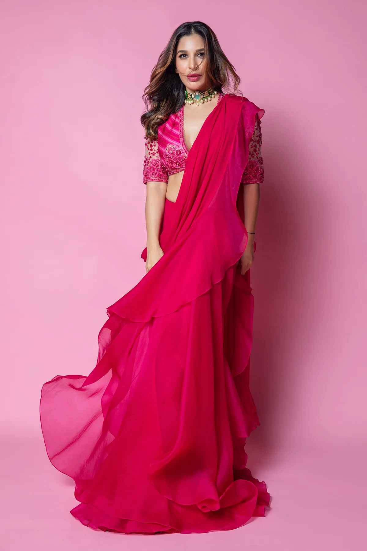 Sophie Choudhry In Flann by Ridhi Mehra, champagne sari