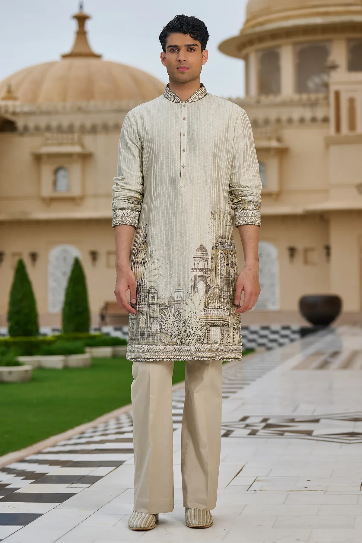 Golden Light Textured Pichwai Printed Kurta Set by Tarun Tahiliani