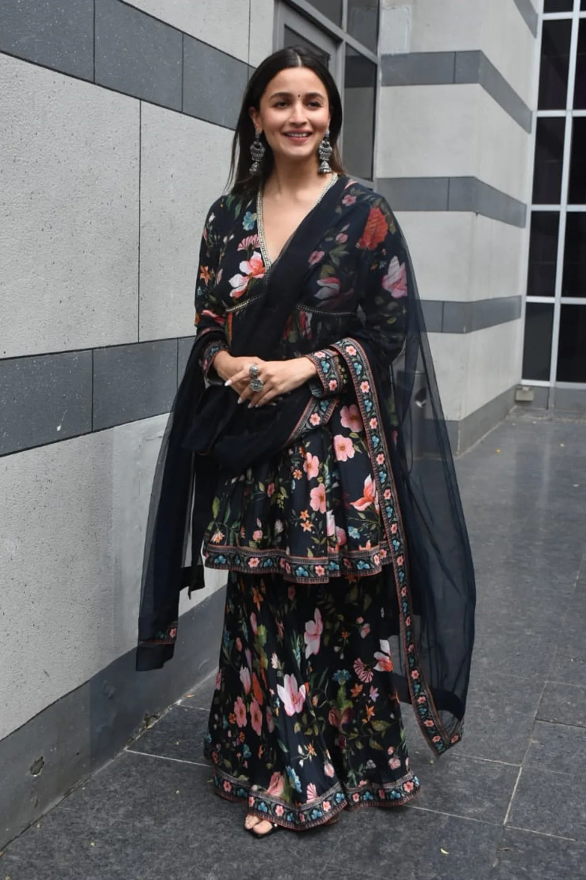 Alia Bhatt In Florian by Ridhi Mehra, black anarkali, view 4