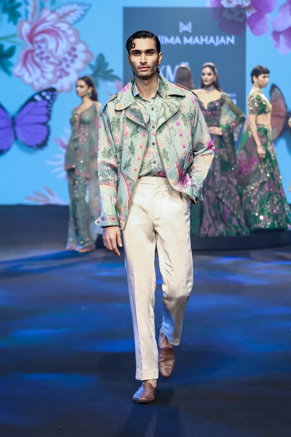 Aazim Jacket Set by Mahima Mahajan