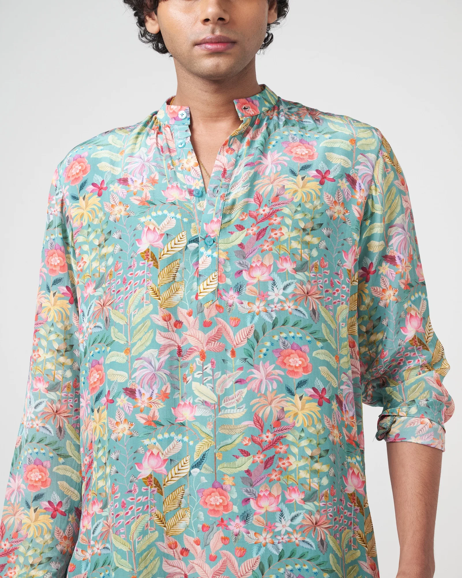 Tiffany kurta set by Rishi and Vibhuti in old rose, view 3