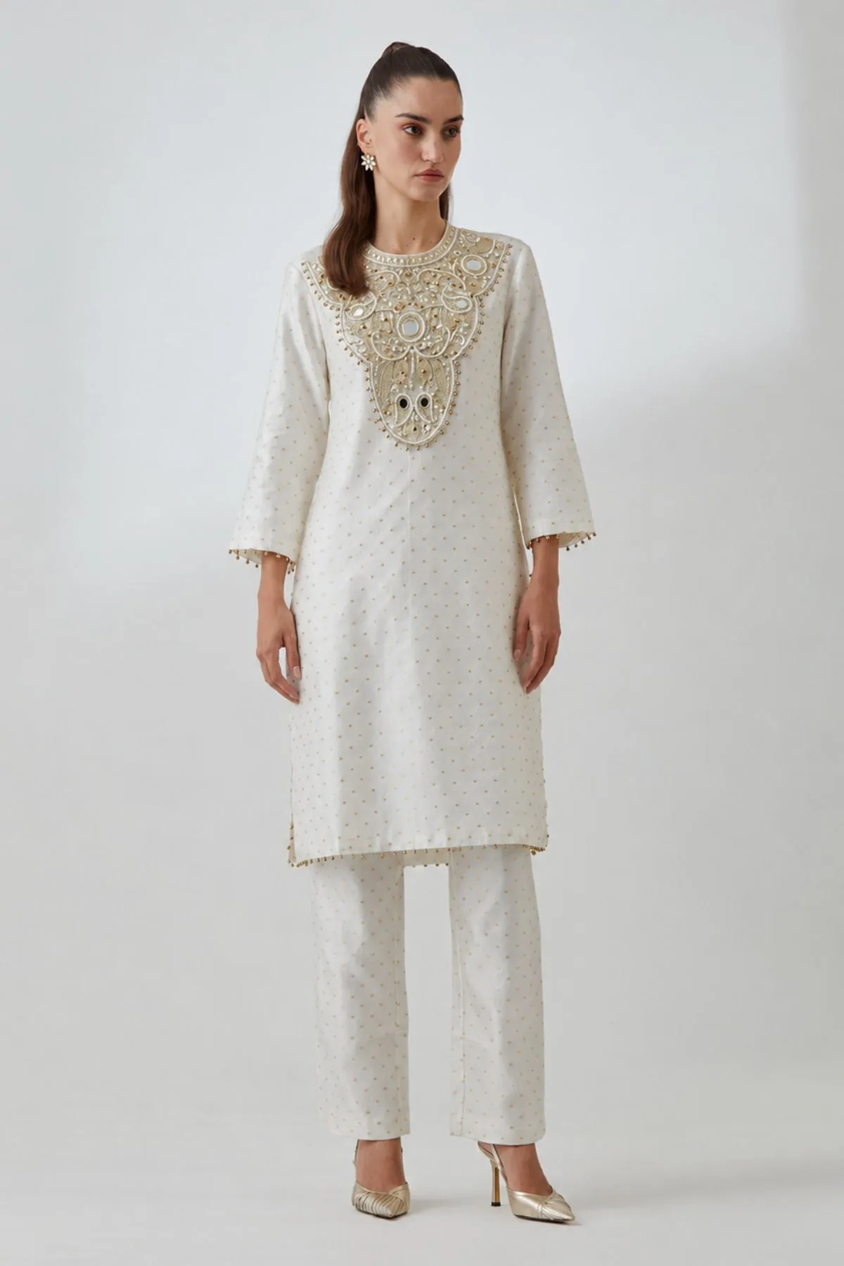 Off-White Brocade Banarasi Embroidered Kurta With Detachable Necklace And Pants by Payal Singhal in off white