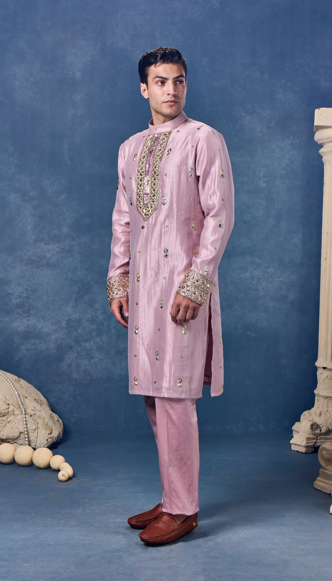 Quartz Crest - Kurta Set by Papa Don't Preach in pink, view 2