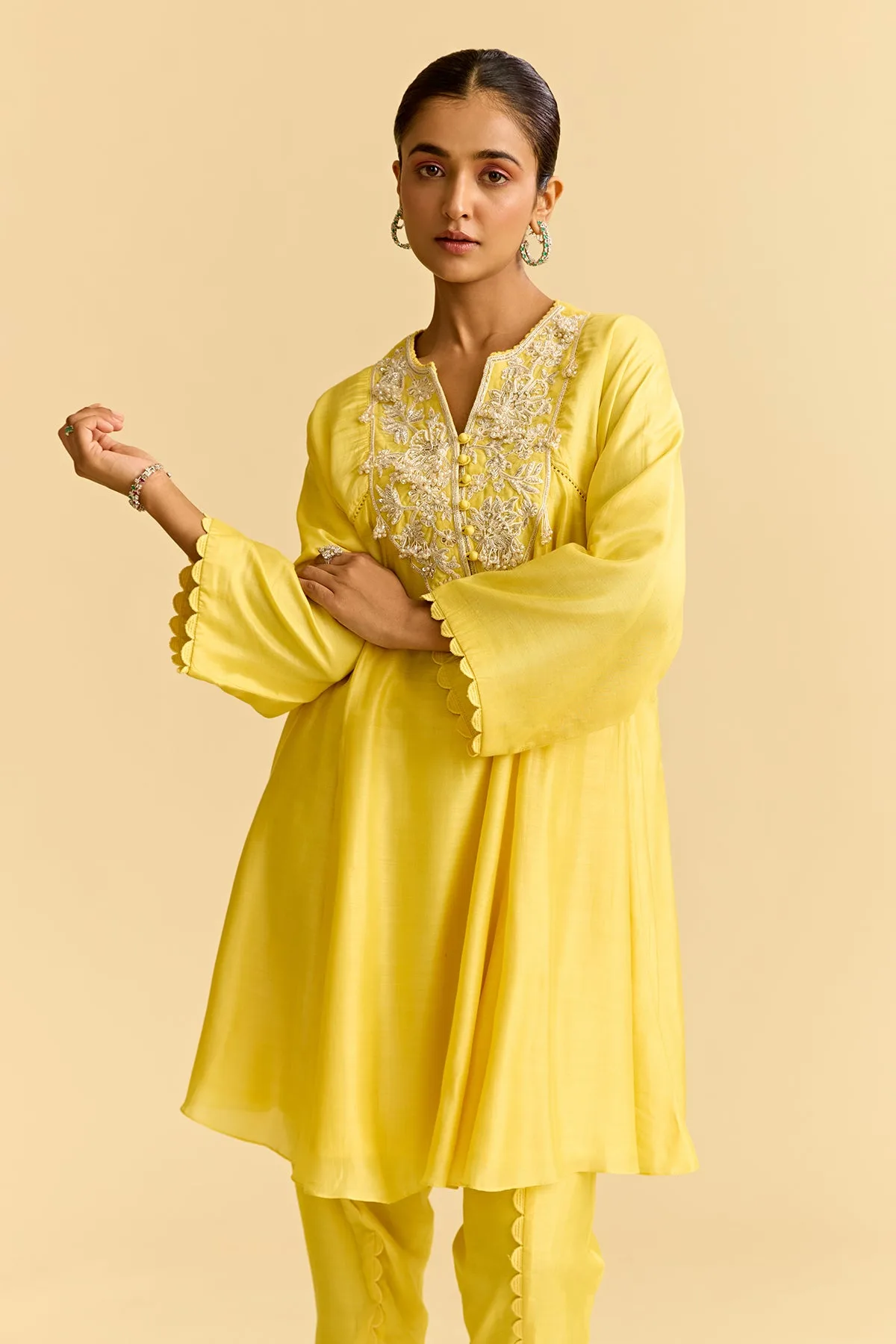 Yellow Silk Short Kurta With Tulip Pants by Ridhi Mehra, view 4
