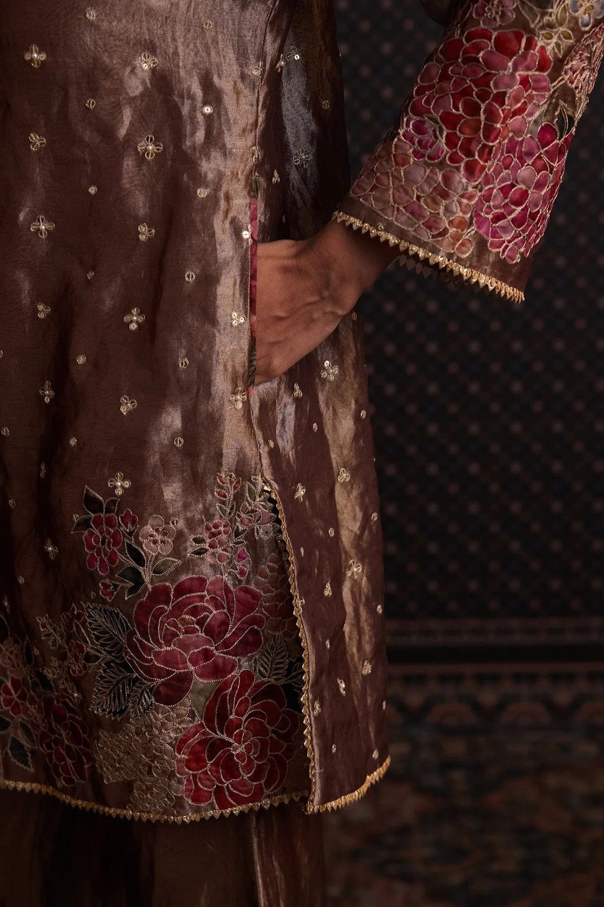 Afterglow Kurta Set by Ridhi Mehra, view 4