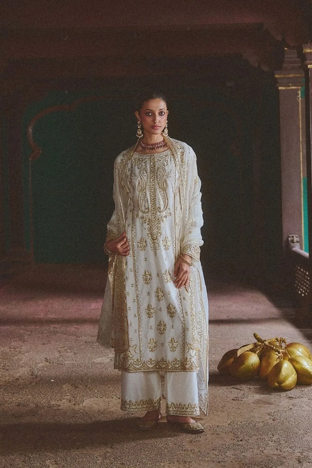 Gauri Kurta Set by Jigar Mali in ivory, view 3
