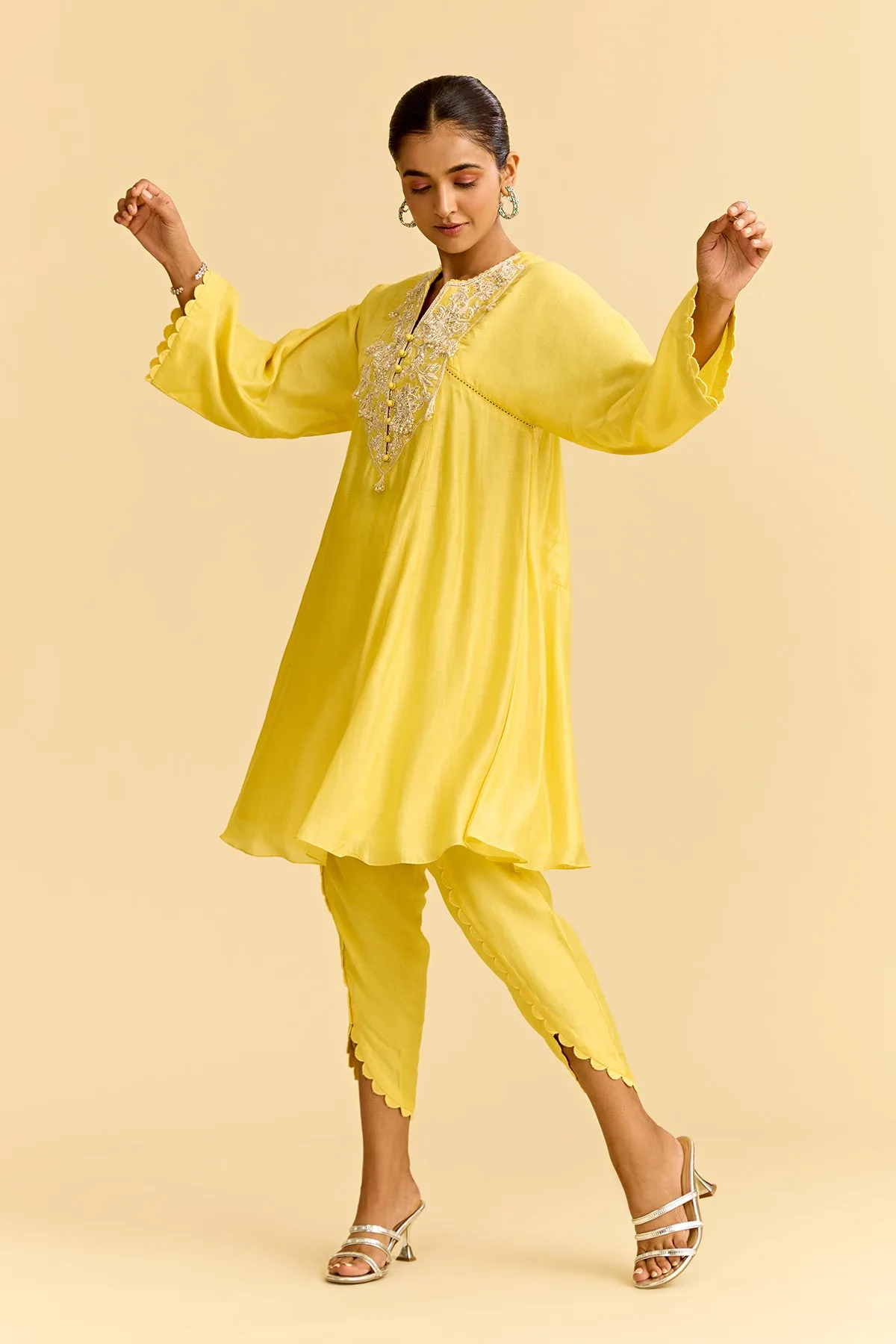 Yellow Silk Short Kurta With Tulip Pants by Ridhi Mehra, view 2
