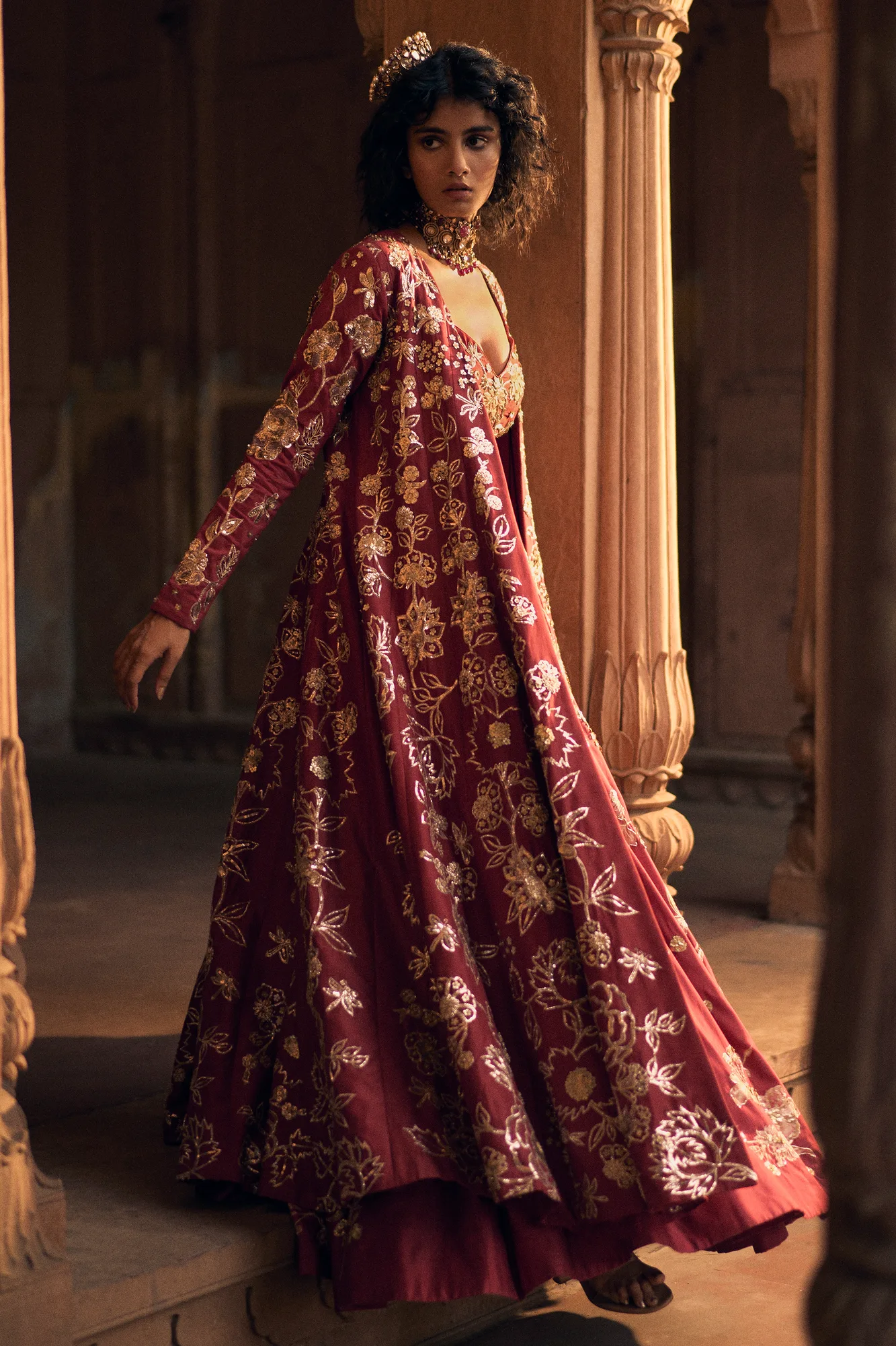 Eleanor Lehenga Set by Paulmi And Harsh, view 3