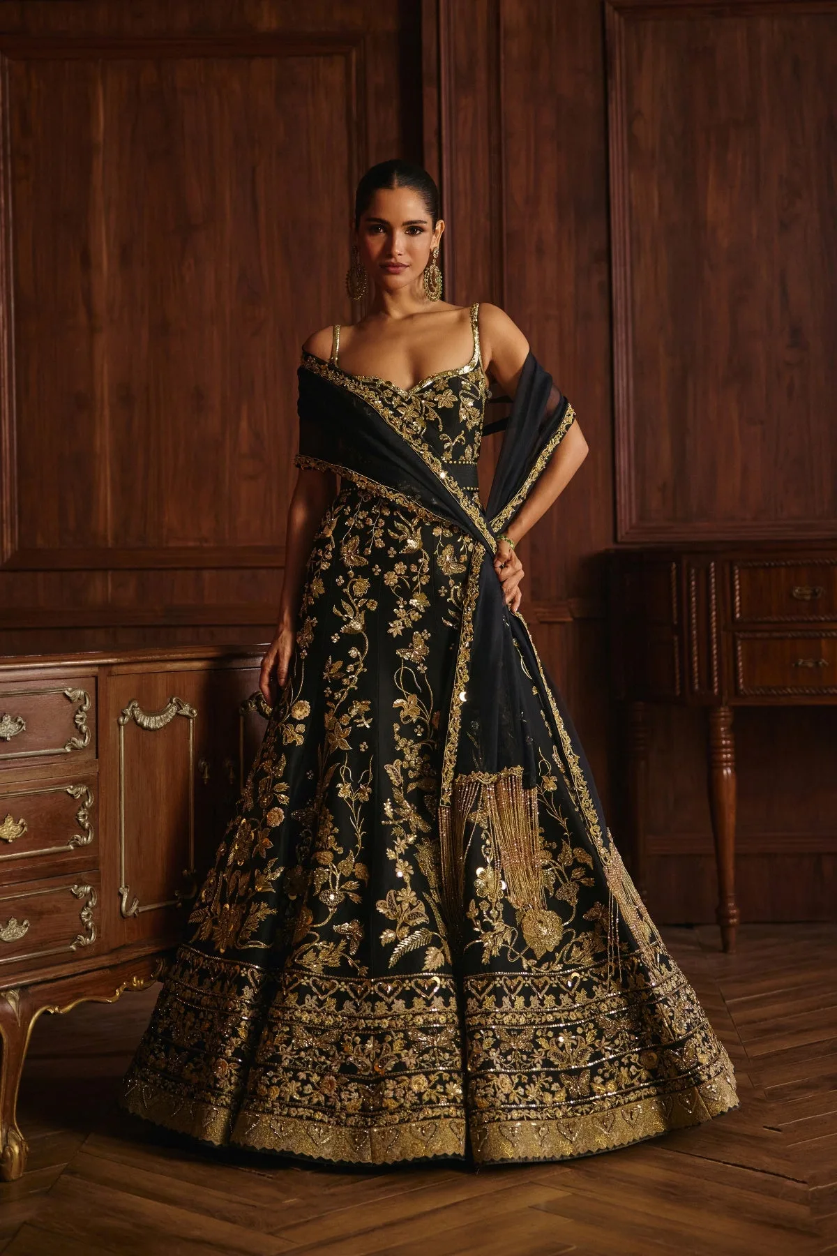 Mariam by Mahima Mahajan, anarkali