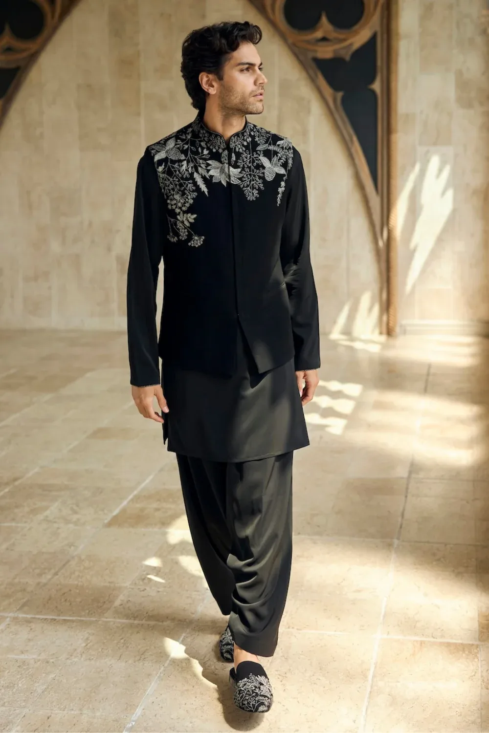 Black & Silver Bundi Set by Seema Gujral