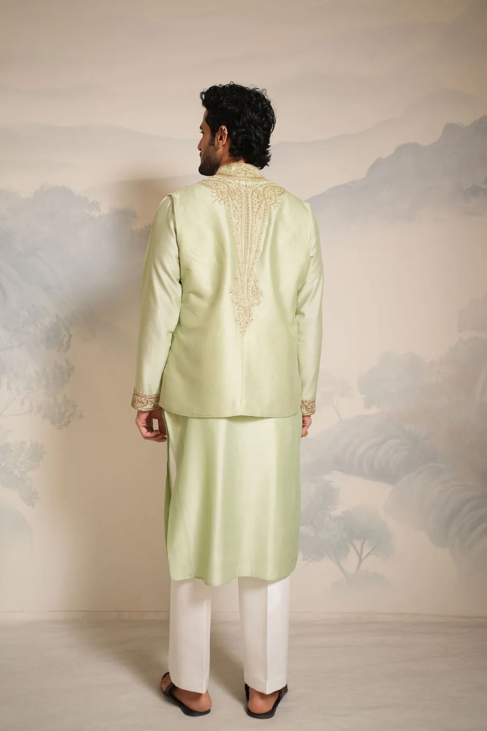 Madhav Bandi Set by Jigar Mali in sage green, view 4