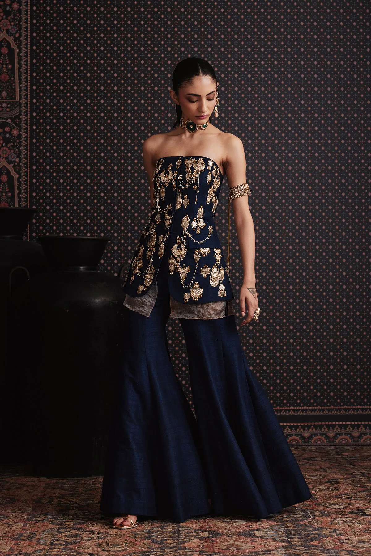 Wanderlust Jacket Set by Ridhi Mehra, view 3