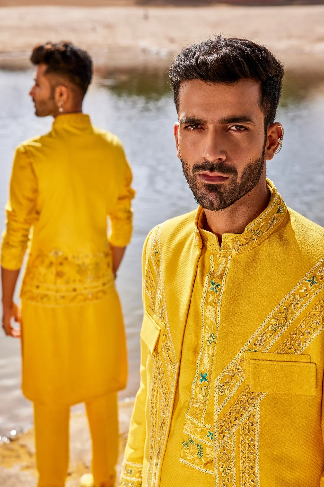 Yellow Open Bandhgala Set by Sarab Khanijou