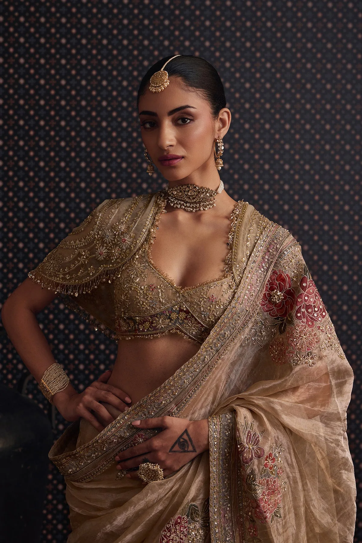 Aurelia Saree Set by Ridhi Mehra, view 4