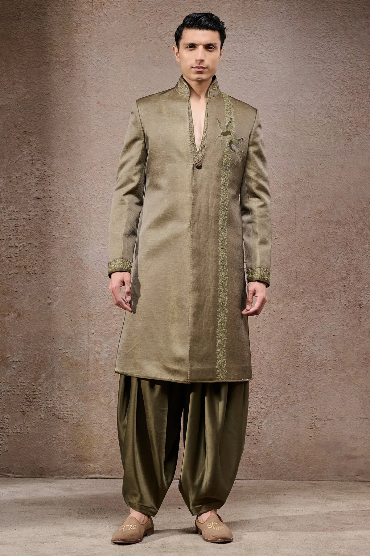 Golden Light Zardozi Embroidered Open Neck Sherwani Set by Tarun Tahiliani