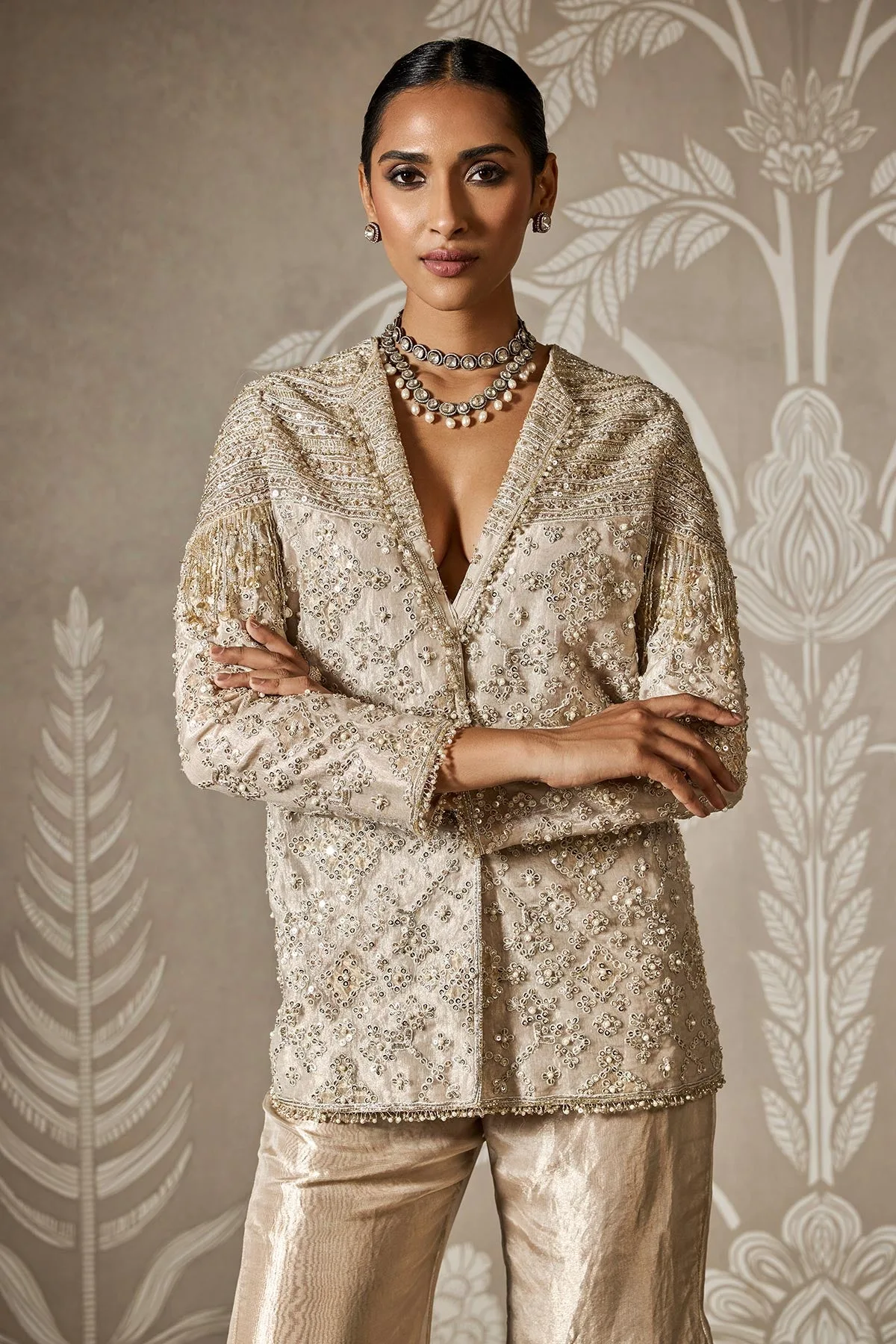 Aarohi Jacket Set by Ridhi Mehra, view 3