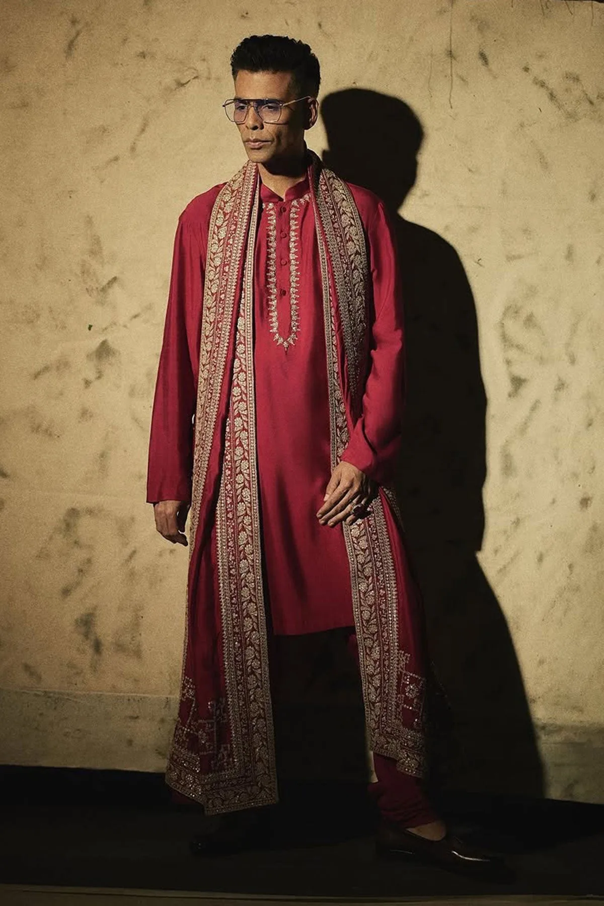 Karan Johar In Belong Kurta Shawl Set by Ridhi Mehra