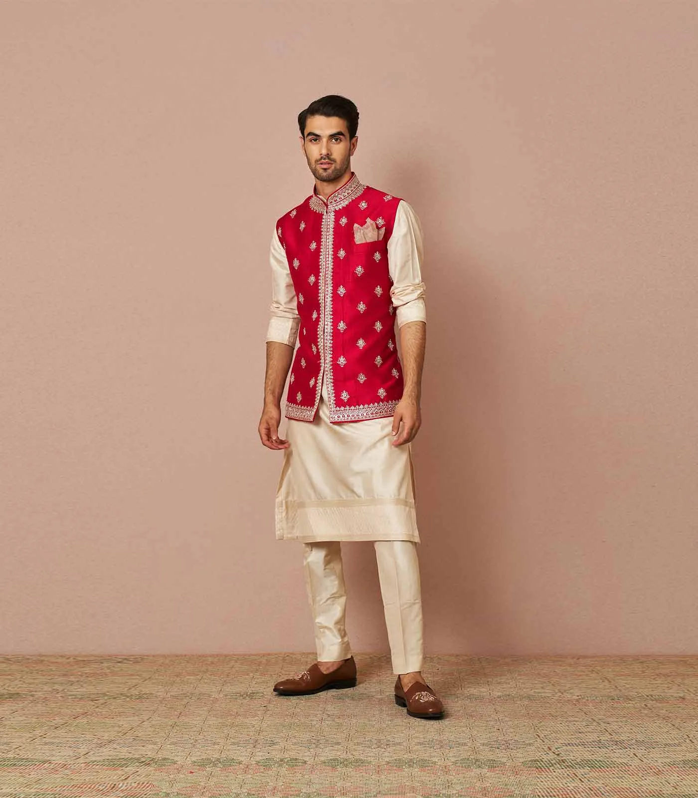 Red rawsilk zardosi bandi set by Anushree Reddy