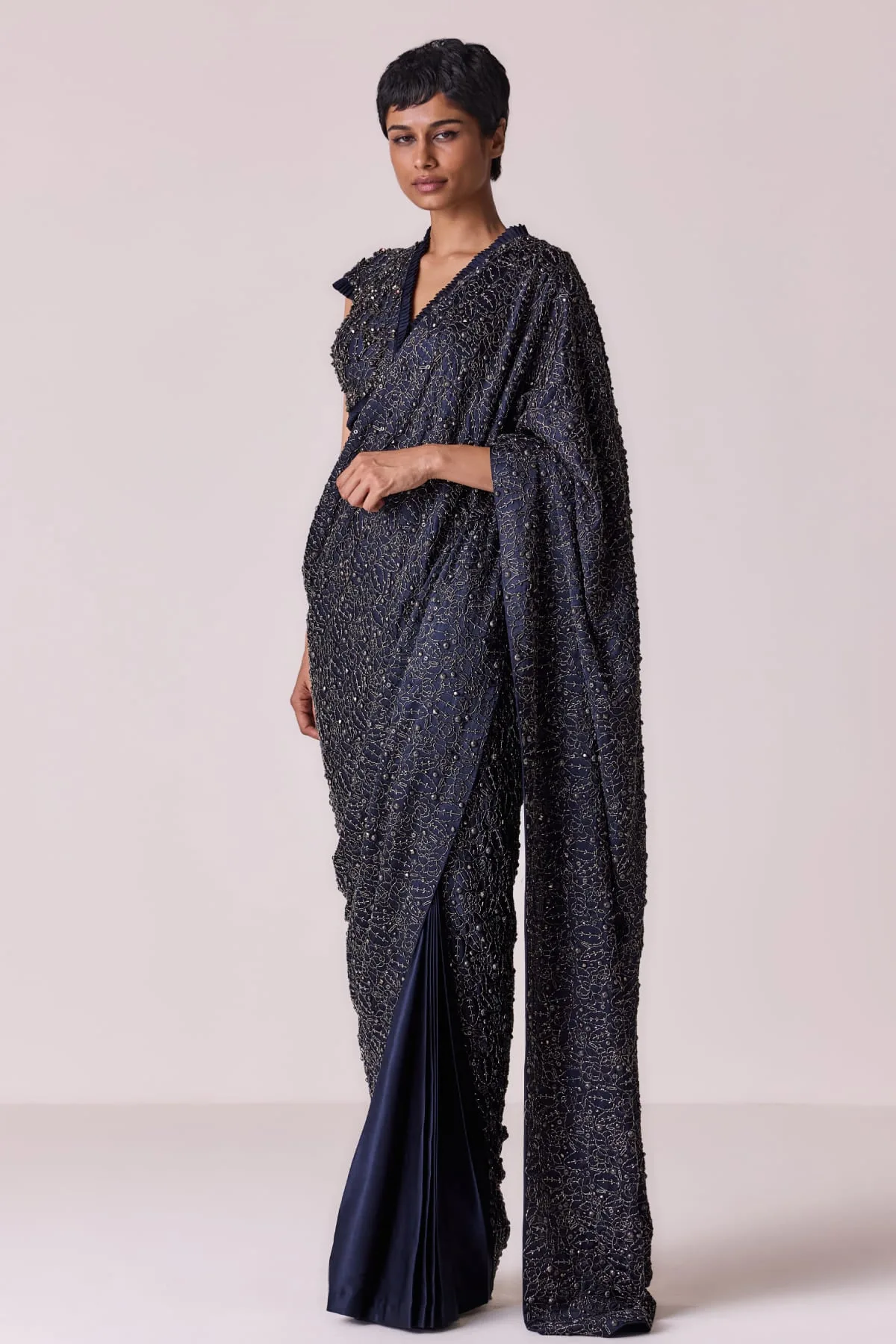 Clap Three by Qbik in navy blue, view 2