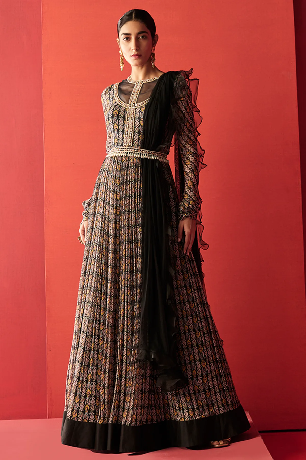 Tazmeen by Ridhi Mehra, black anarkali
