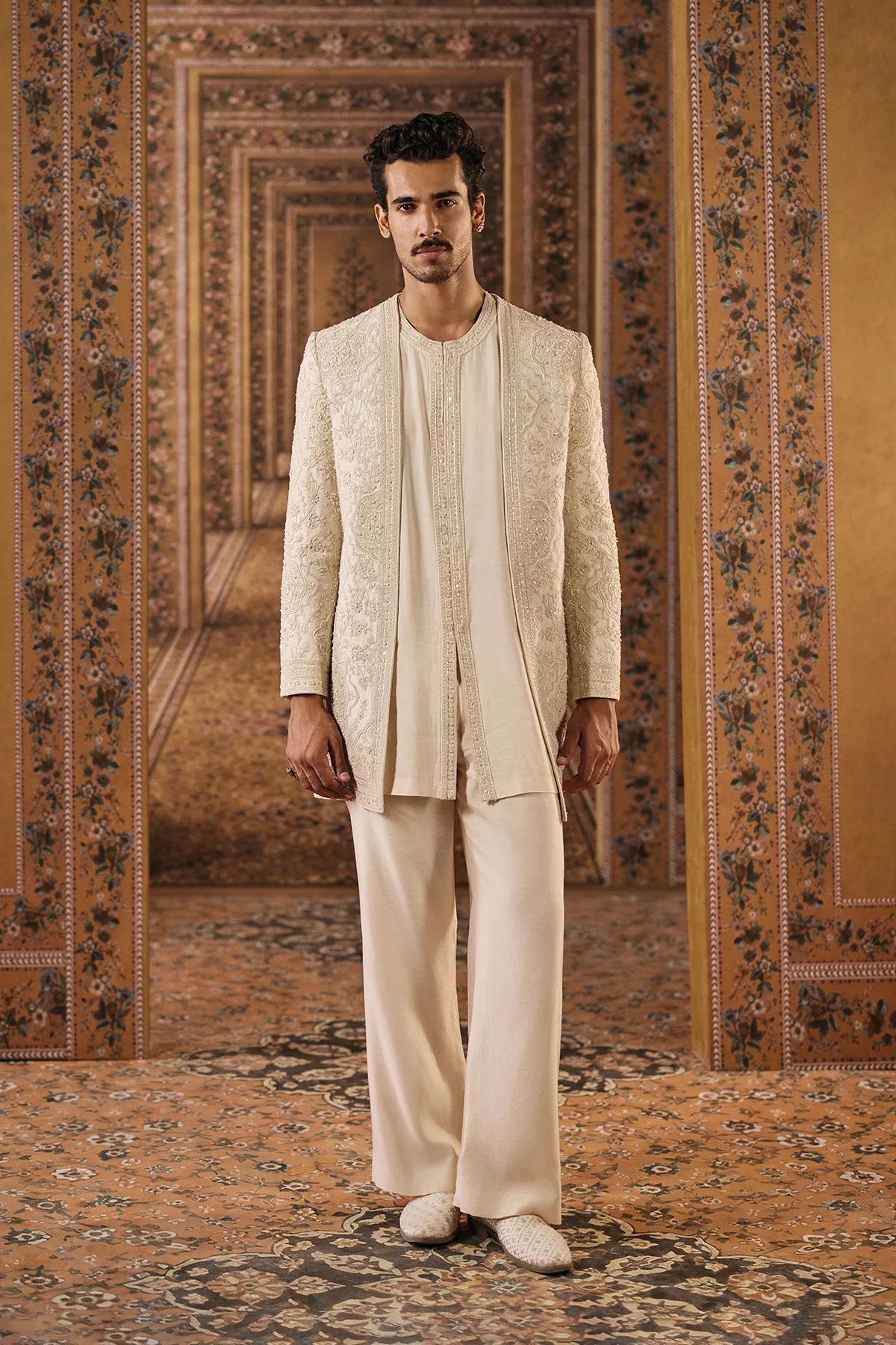Mizaj Short Sherwani Set by Ridhi Mehra in ivory