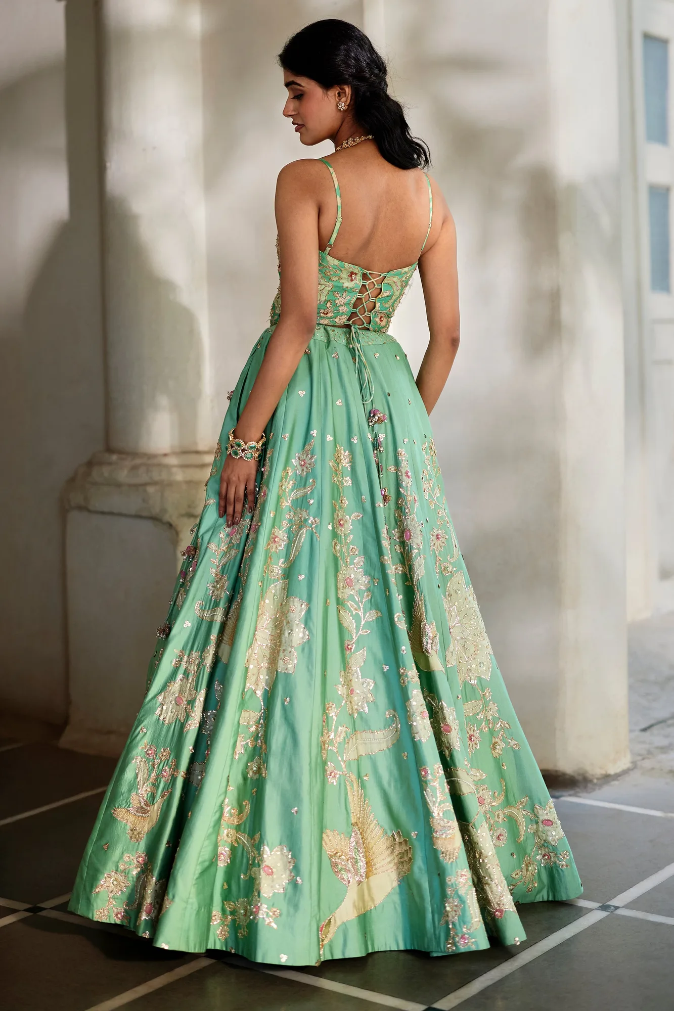 Heli Lehenga Set by Paulmi And Harsh, view 2