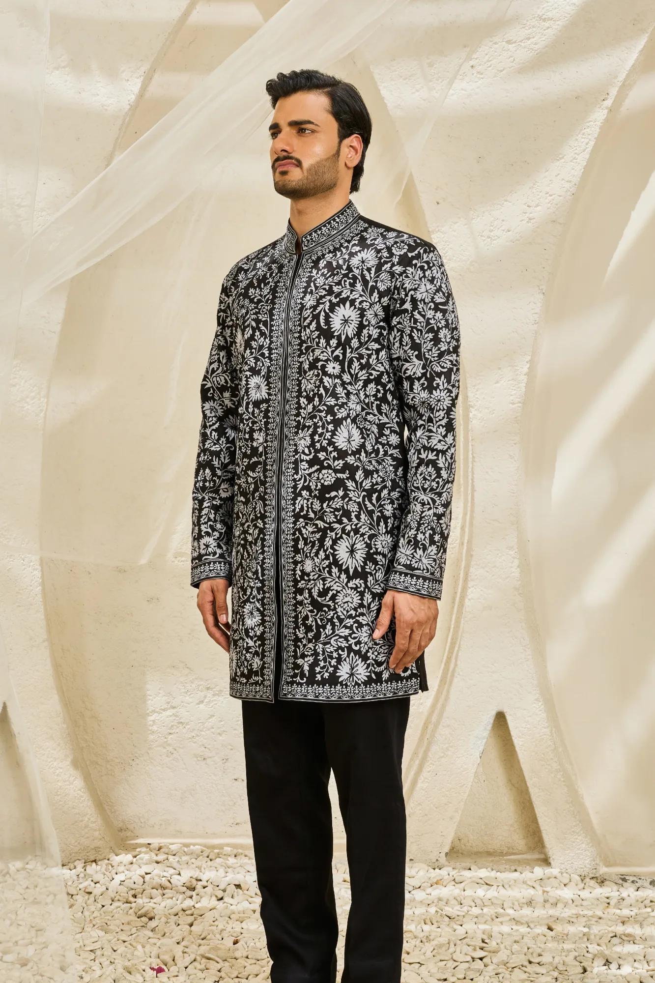 Shadowline Embroidered Kurta Set by Sarab Khanijou